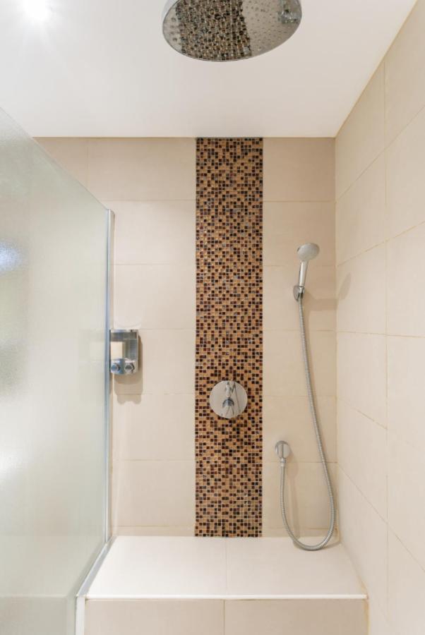 Appartement T4 Centre Ville Sete Tout Confort 3 Chambres Exterior photo