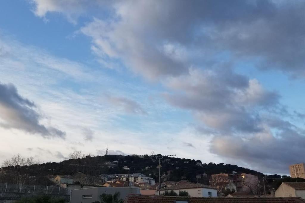 Appartement T4 Centre Ville Sete Tout Confort 3 Chambres Exterior photo